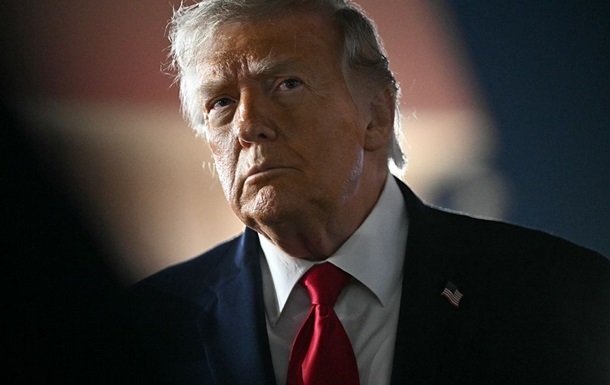 Трамп звинуватив Іран в “безглуздому” порушенні перемир’я