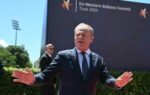 Туск спробував знизити напругу між Польщею та Україною