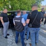 У Чернівцях псевдогенерал за $6000 “знімав” із військового обліку