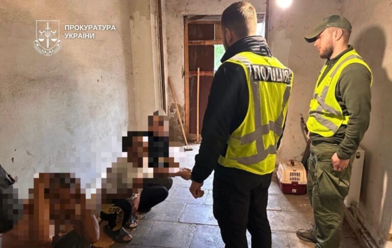 У Києві на вокзалах людей обманом вербували у трудове рабство