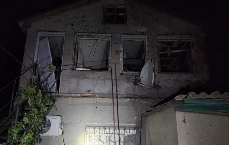 Війська РФ обстріляли Одесу, є поранений