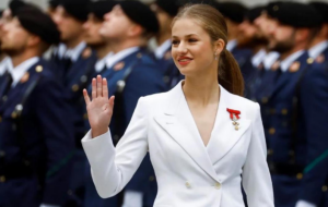 Вперше в історії: спадкоємиця престолу Іспанії стала десантницею