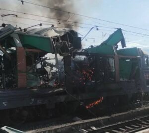 Дрон РФ влучив у пасажирський поїзд на Дніпропетровщині – УЗ