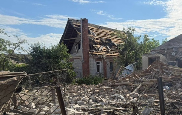 Дрон влучив у будинок у Слов’янську: є жертва та поранені