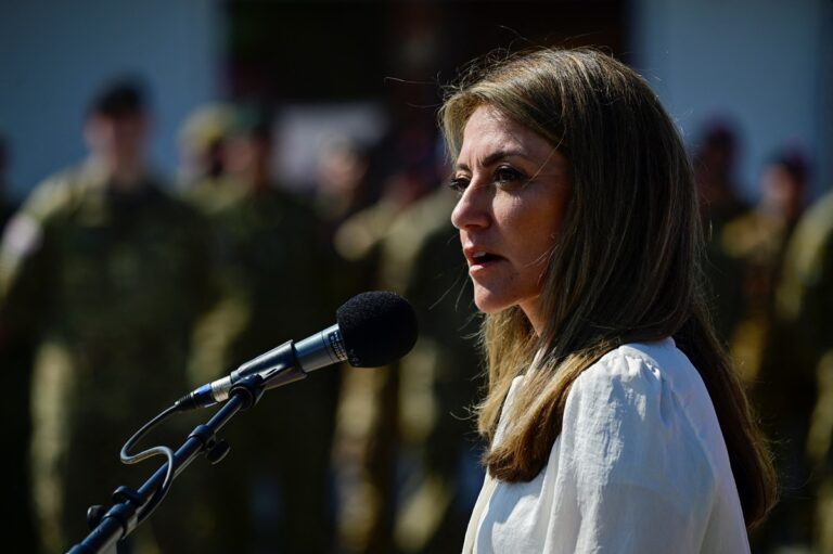 Нідерланди більше не можуть давати Києву зброю &ndash; міністерка