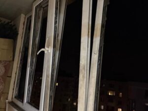 Під Одесою БПЛА атакували багатоповерхівку і супермаркет