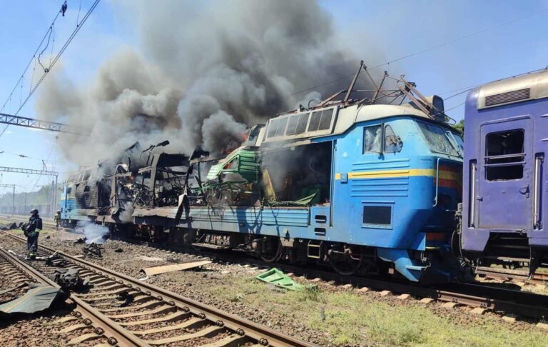 Росія атакувала пасажирський поїзд на Запоріжжі