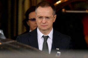 Росія затягне початок переговорів до 2027-го – FT