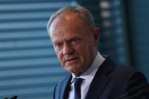 Туск висловився щодо відносин з Україною
