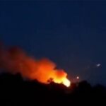 У Донецьку палає склад боєприпасів: чути вибухи