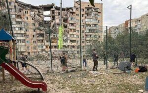 Удар Росії по Києву: зростає кількість загиблих