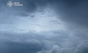 Україну накриють грози: оголошено жовтий рівень небезпеки