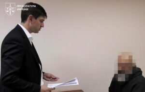 Вбивство підозрюваної в замаху на Єрмолаєва: затриманим вручили підозри