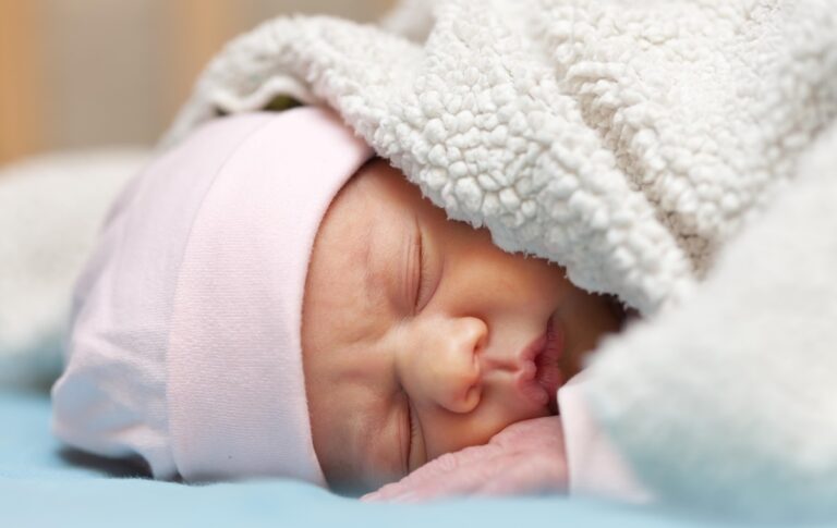 Від Авігеї до Ліама: українці частіше дають дітям незвичайні імена