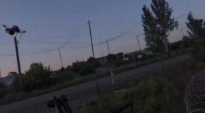 Боєць ЗСУ збив ворожий FPV-“ждун” у момент атаки