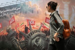 Іран пообіцяв “відповісти” на санкції США