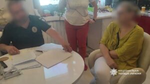 У Києві поліція викрила мережу фіктивного працевлаштування у приватних ліцеях: 25 підозрюваних