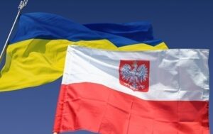 Орден для Зеленського: у Польщі вимагають від Туска завершити справу