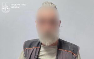 Підозрюваного у розбещенні 12-річної дівчинки на Харківщині взято під варту