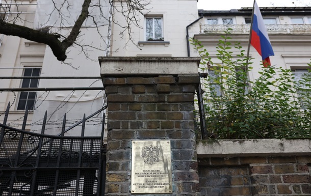 Після погроз Лондону: Москва відкликала свого посла з Великої Британії