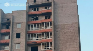 Росіяни вдарили по Дніпропетровщині, є поранені