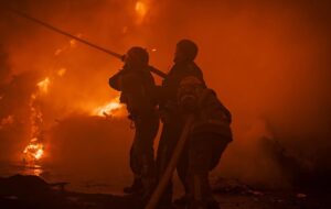 Російський дрон поцілив у нежитлову будівлю в Києві