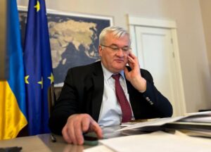 Сибіга обговорив з главою МАГАТЕ ситуацію на ЗАЕС