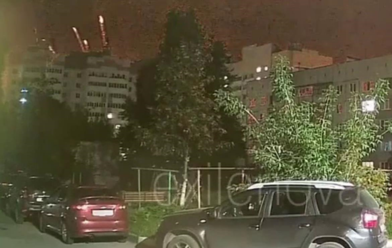 Соцмережі: БпЛА атакували Брянськ, гримлять вибухи