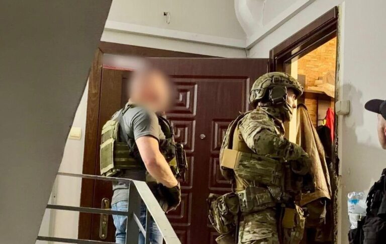 В Одесі чоловік убив батьків і застрелився сам
