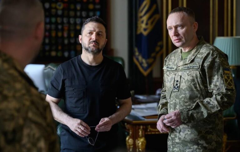 Зеленський обговорив із Драпатим оборону Донеччини