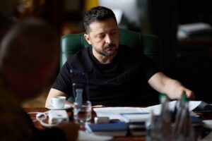 Зеленський оцінив роботу Хмари та Драпатого