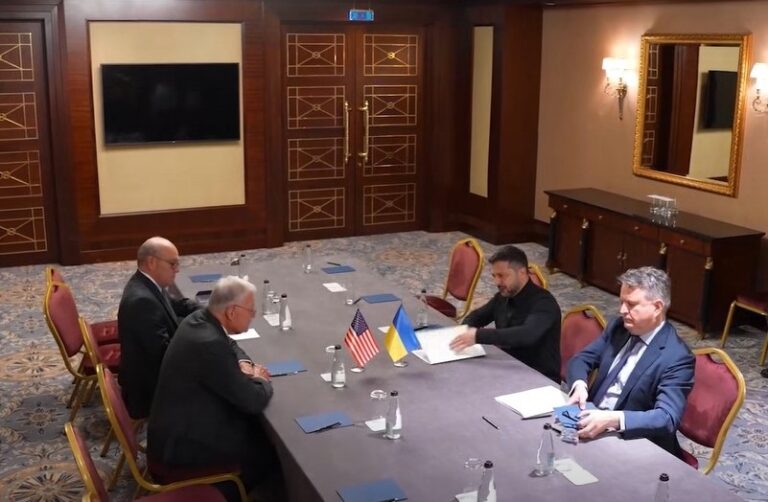 Зеленський зустрівся з Келлогом: про що говорили